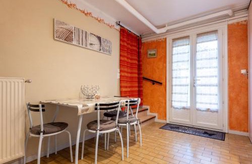 Chateauneuf-du-Rhone House | Gite La Bastide De La Coda