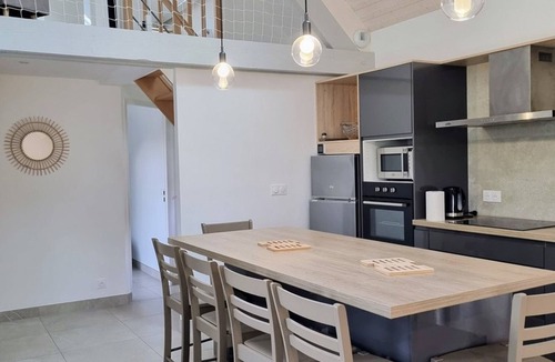 La Celle-les-Bordes Cottage | Gite La Celle-les-Bordes, 3 bedrooms, 4 persons