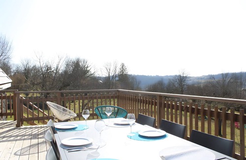 Meallet House | Gîte La Grange de Loey with Spa, Mountain View, Private Terrace and Wi-Fi