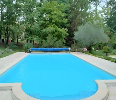 Le Poet-Laval Apartment | Gite La Villa Des Pins Poët-Laval