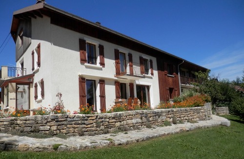 Oye-et-Pallet Apartment | Gite lac et Montagne