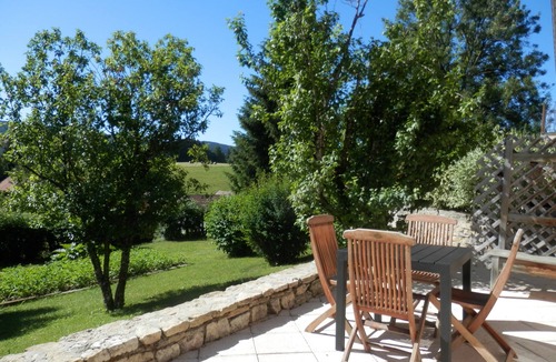 Oye-et-Pallet Apartment | Gite lac et Montagne