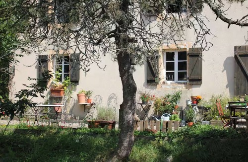 Ferdrupt Cottage | Gîte “Le Befoigneu” with Mountain View, Private Terrace and Wi-Fi