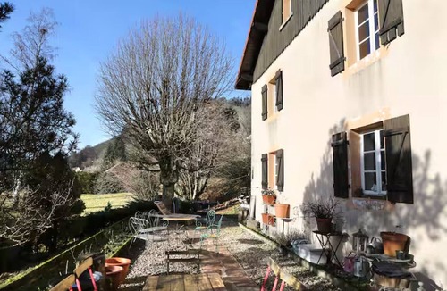 Ferdrupt Cottage | Gîte “Le Befoigneu” with Mountain View, Private Terrace and Wi-Fi