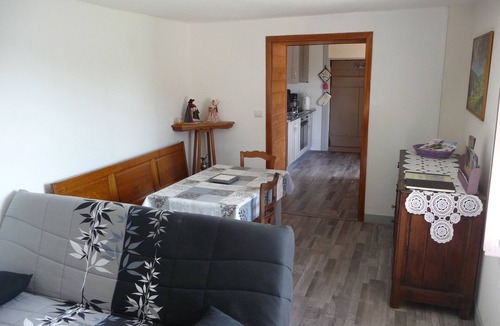 Francourt House | Gîte Le Camp des Loulous in the heart of nature