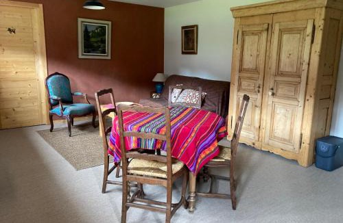 Grand'Combe-Chateleu Apartment | Gite Le Cerneux Haut Doubs