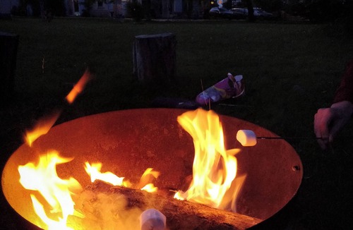 Herry Apartment | Gîte Le Corbier. Absolute peace and yet only 10km from the A77 autoroute.