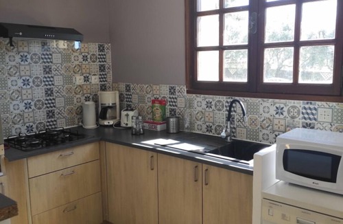 Saint-Pierre-de-Vassols Apartment | Gîte "Le Limon" - Private swimming pool and access