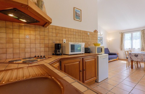 Bessas House | Gite Le Micocoulier La Fontinelle – Modern Holiday Home in Peaceful Ardèche Nature