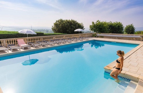Bessas House | Gite Le Micocoulier La Fontinelle – Modern Holiday Home in Peaceful Ardèche Nature