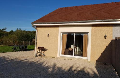 La Chapelle-Saint-Sauveur House | Gite Le Petit Pied-à-Terre
