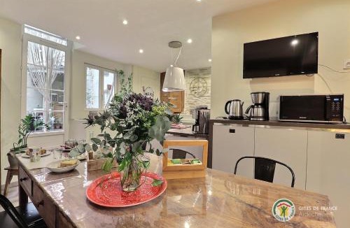 Tournon-sur-Rhone House | Gite le Pied du Géant