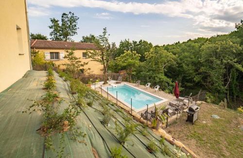 Vesseaux Villa | Gite Les Bouches Rouges