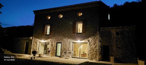 Dieulefit House | Gite LES PEYRIERES avec piscine