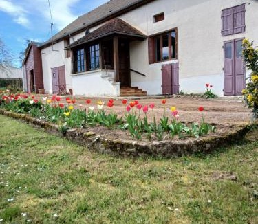 Liernais House | GITE Les Tulipes