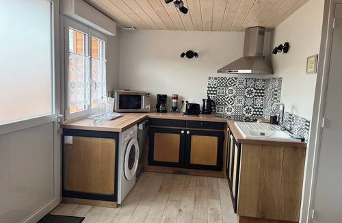 Cenves Apartment | Gîte Lucanna Apartment with terrace for 5 people
