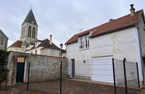 Mareil-sur-Mauldre Cottage | Gite Mareil-sur-Mauldre, 2 bedrooms, 5 persons