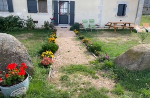 Nasbinals Apartment | Gite Masuc Solelhau A Nasbinals EN Plein Coeur DE L'aubrac