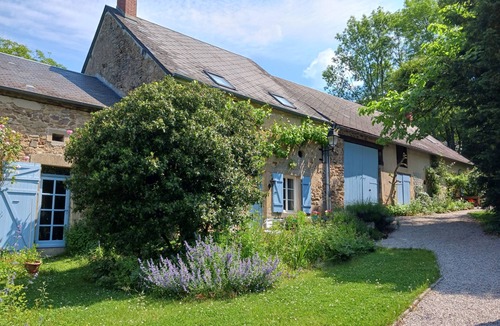 Preporche Cottage | Gîte Montgaudon. Part of authentic farmhouse rural in the Morvan.