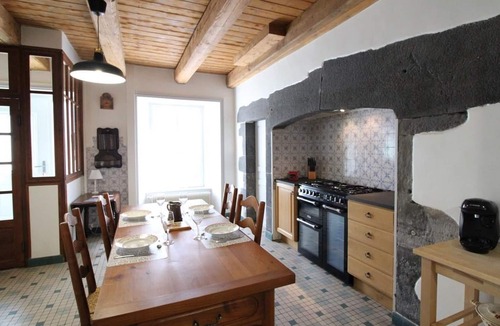 Neuveglise-sur-Truyere Cottage | Gite Neuvéglise-sur-Truyère, 3 bedrooms, 5 persons