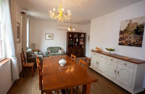 Martailly-Les-Brancion House | Gite Passart à Brancion