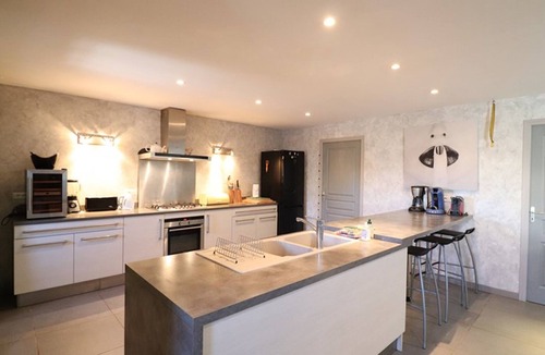 Paulhac Cottage | Gite Paulhac, 5 bedrooms, 12 persons