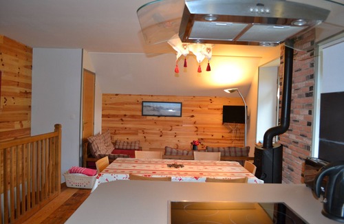 Mandailles-Saint-Julien Ski Chalet | Gite Puy Mary Mandailles