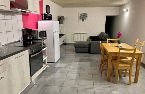 Clairvaux-les-Lacs Apartment | Gite Spa du Thamis private terrace Clairvaux les lacs 5min from the lake