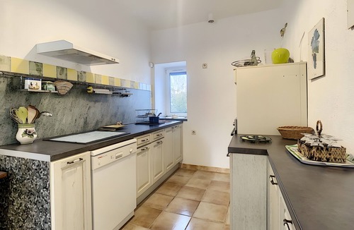 Sampzon House | Gite Stéphanie l'Ephedra – Charming 3-Star Home with Pool in Sampzon