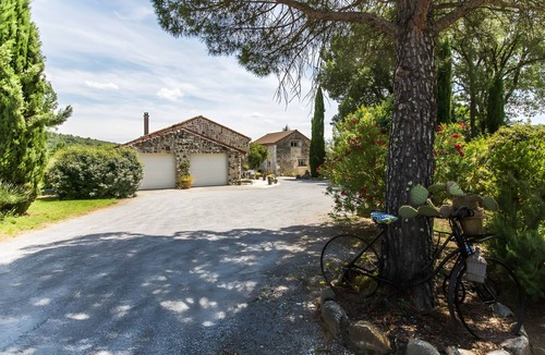 Sampzon House | Gite Stéphanie l'Ephedra – Charming 3-Star Home with Pool in Sampzon