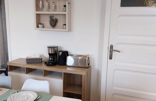 Saint-Julien-Labrousse House | Gite Un Air de Campagne 8 pers