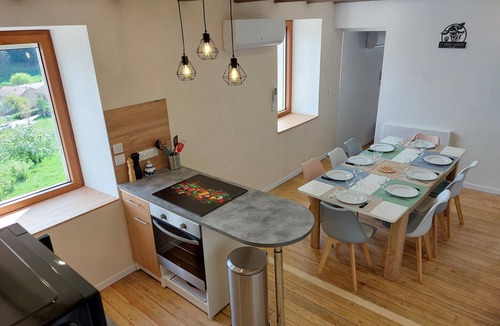 Saint-Julien-Labrousse House | Gite Un Air de Campagne 8 pers