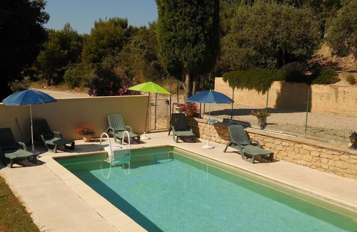 Le Barroux House | Gite with swimming pool at the foot of Mt Ventoux
