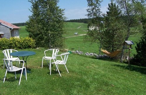 Chapelle-des-Bois House | Gites 1 Chambre Pour 3 Personnes et Coin Salon Avec Banquette Convertible Pour 2