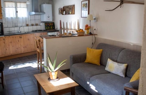 Authezat House | Glycine - Authezat - Gîte