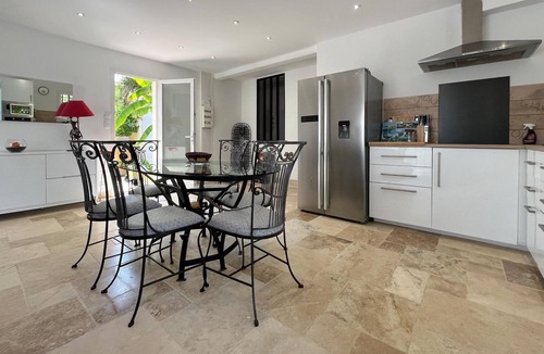 Comps House | Gorgeous home in Comps
