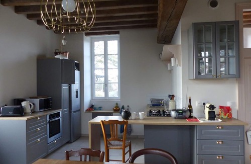 Deux-Chaises Cottage | Grand 17th-century mansion, air conditioning, linen and cleaning included