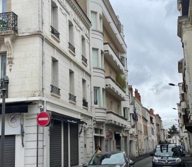 Cœur de Ville Apartment | Grand F1 au centre-ville de Vichy