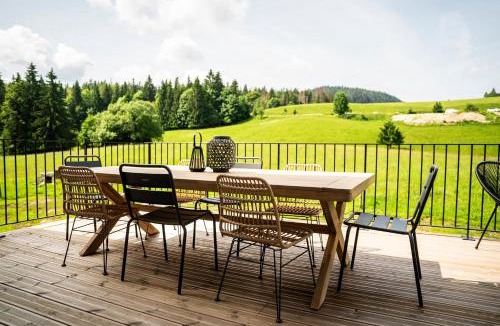 Premanon Apartment | Grand gîte 8 personnes - vue panoramique - Nouvel Espace bien-être