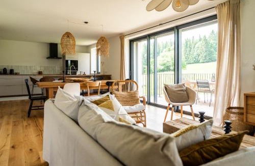 Premanon Apartment | Grand gîte 8 personnes - vue panoramique - Nouvel Espace bien-être