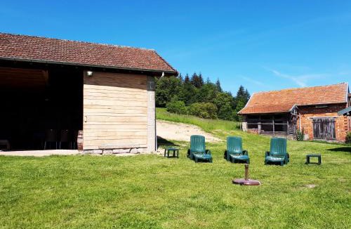 Saint Bonnet des Quarts House | Grand Gite Maison d Alice Auvergne - 15 personnes
