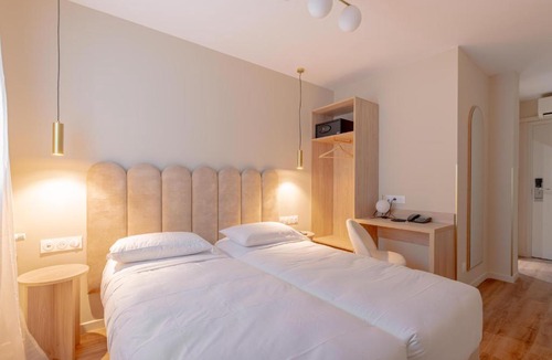 Orly Hotel | Grand Hotel Sénia - Paris Orly Airport
