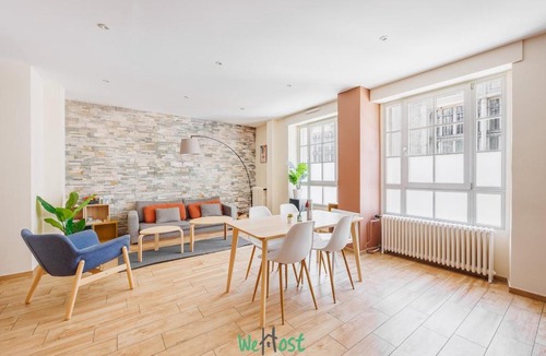 Besancon Old Town Apartment | Grand T5 lumineux au cœur de Besançon