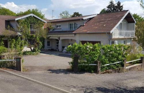 Froideterre House | Grande Maison Familiale Rénovée à Froideterre - FR-1-583-374