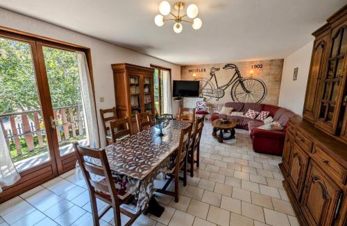 Champagney House | Grande maison proche des Vosges, idéale cyclisme et randonnée, animaux admis, vélos à dispo - FR-1-583-298