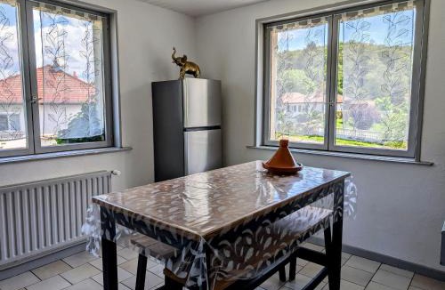 Champagney House | Grande maison proche des Vosges, idéale cyclisme et randonnée, animaux admis, vélos à dispo - FR-1-583-298