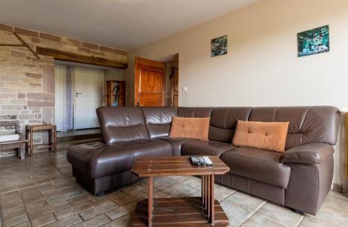 Fougerolles House | Grande maison rénovée avec WIFI, idéale pour familles - FR-1-583-406