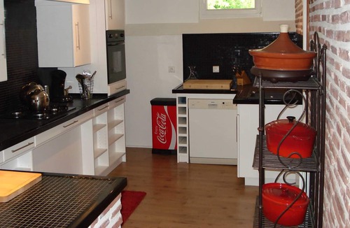 Longeville-les-Metz Cottage | GROUND FLOOR APARTMENT WITH TERRACE AND GARDEN NEAR METZ