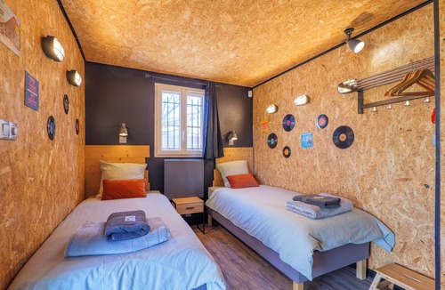 Villeneuve-de-Berg House | Guest Room '315' with Mountain View, Private Heated Pool, and Wi-Fi