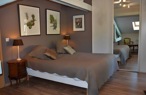Jaujac Bed & Breakfast | Guest Room in Family Home – The Engravings Room